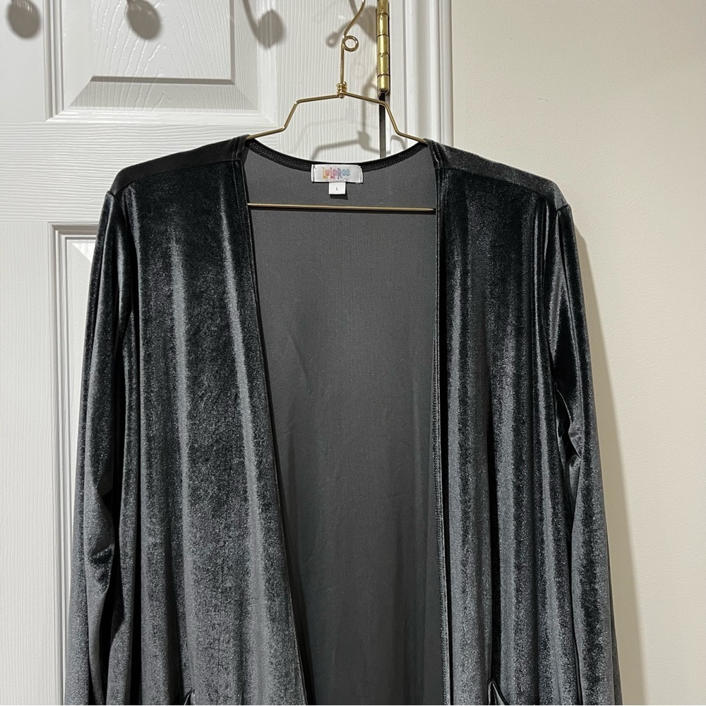 Velvet Lularoe Size Large Grey Velvet Sarah Cardigan Long Duster With Pockets - Picture 3 of 10
